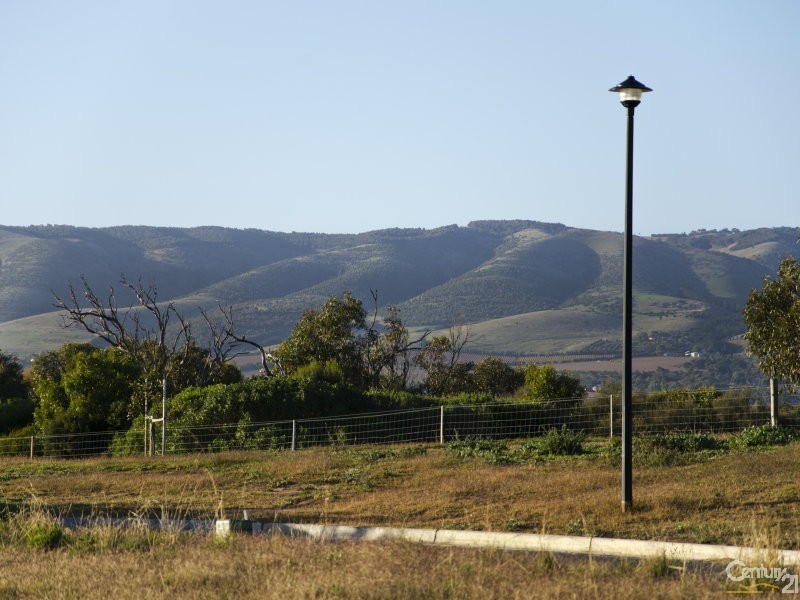 6 Mistletoe Street, Aldinga Beach SA 5173