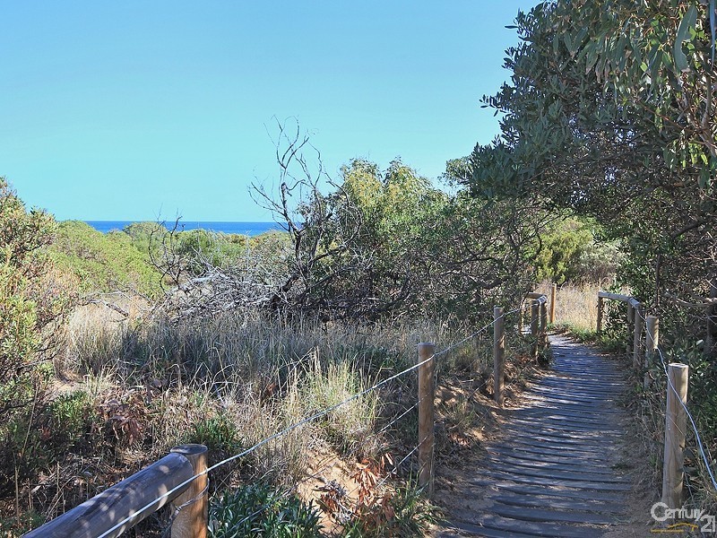 4 Parrot Road, Aldinga Beach SA 5173