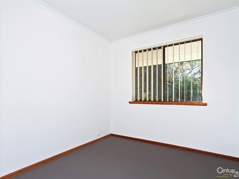 4 Parrot Road, Aldinga Beach SA 5173