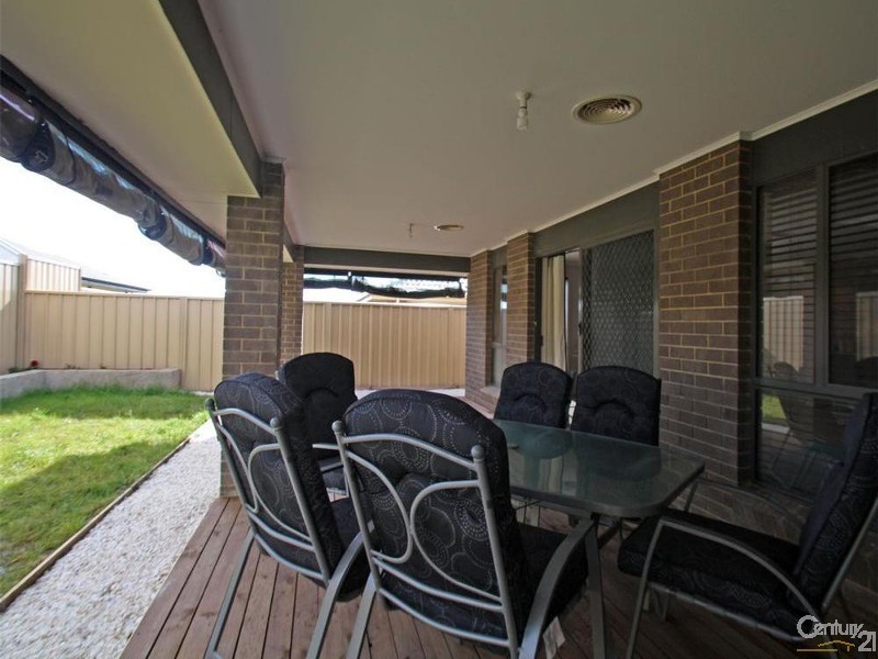 24 Whistlers Avenue, Aldinga Beach SA 5173