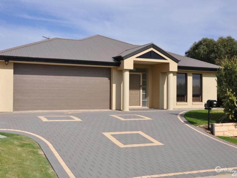 18 Basin Street, Aldinga Beach SA 5173