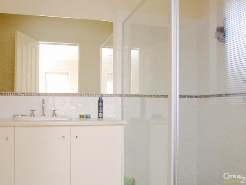 18 Basin Street, Aldinga Beach SA 5173