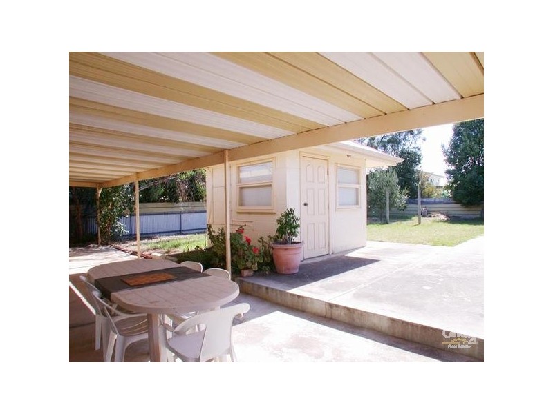 33 Aldam Avenue, Aldinga Beach SA 5173