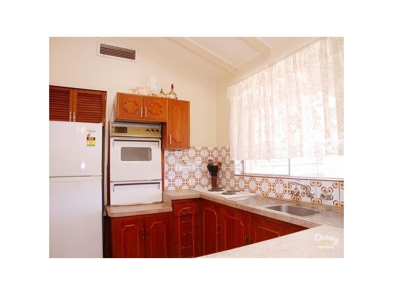 33 Aldam Avenue, Aldinga Beach SA 5173