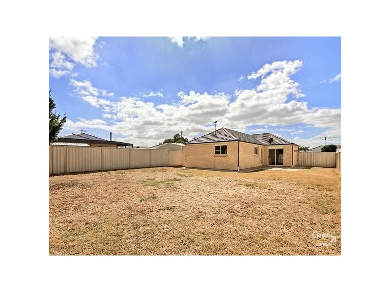 20 Cockle Avenue, Aldinga Beach SA 5173
