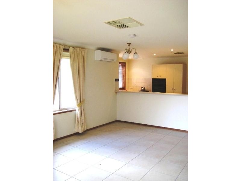 6 Corbyn Court, Moana SA 5169