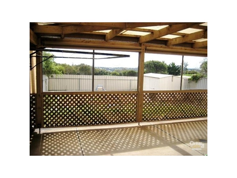 6 Corbyn Court, Moana SA 5169