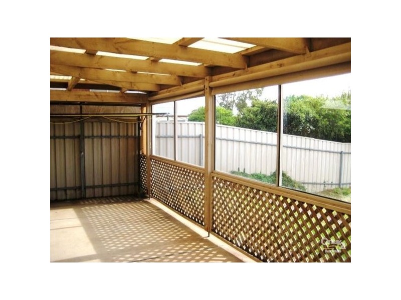 6 Corbyn Court, Moana SA 5169