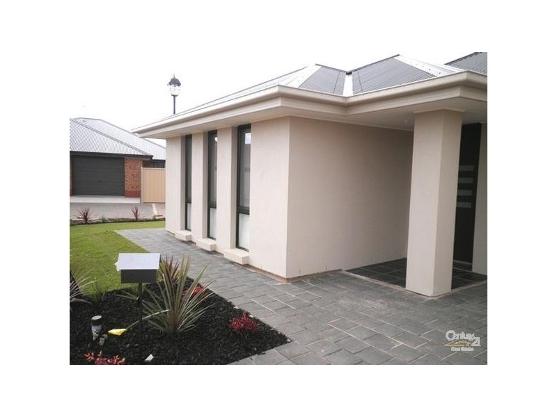 24 Deck Crescent, Seaford Meadows SA 5169