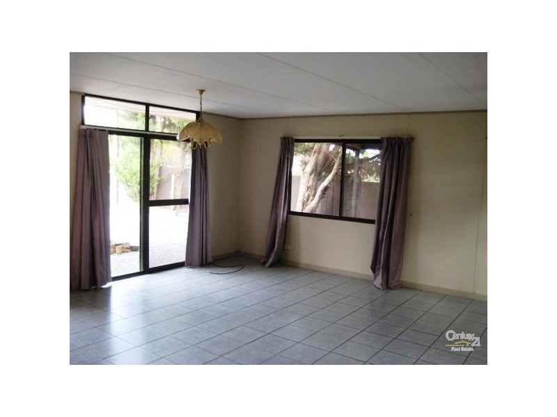 24 Tangier Boulevard, Sellicks Beach SA 5174