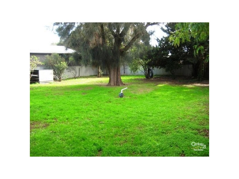 24 Tangier Boulevard, Sellicks Beach SA 5174