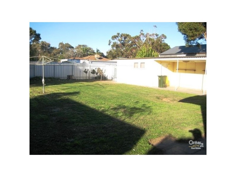 61 Whinnerah Avenue, Aldinga Beach SA 5173