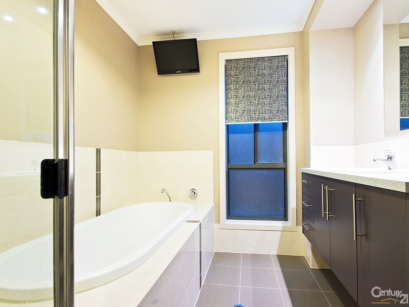 24 Whistlers Avenue, Aldinga Beach SA 5173