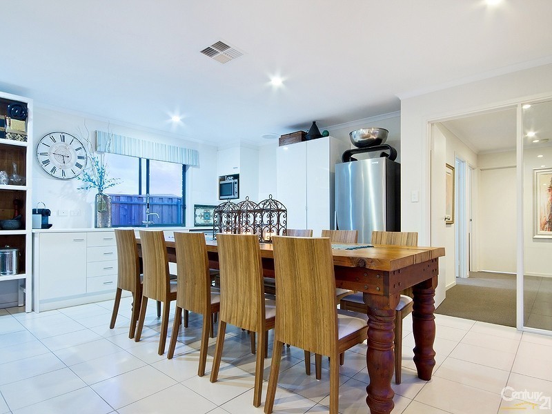 18 Wild Orchid Avenue, Aldinga Beach SA 5173