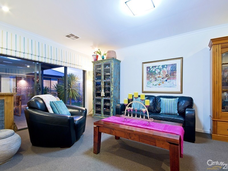 18 Wild Orchid Avenue, Aldinga Beach SA 5173