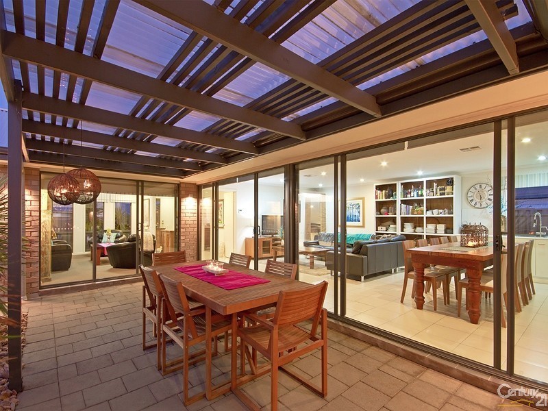 18 Wild Orchid Avenue, Aldinga Beach SA 5173