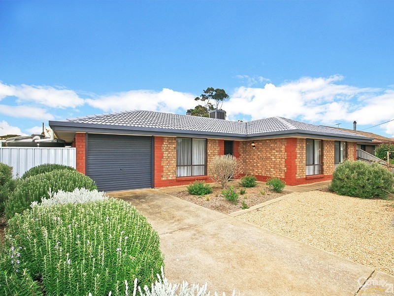 17 Jaguar Avenue, Port Willunga SA 5173