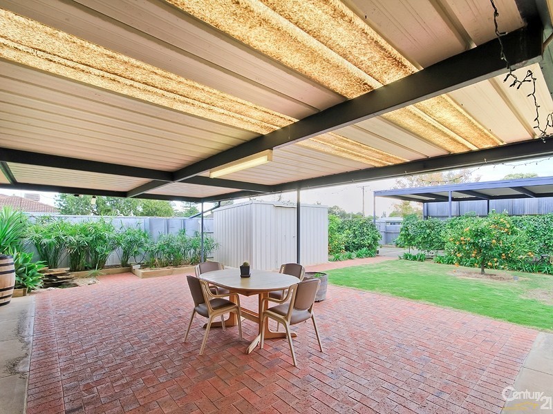17 Jaguar Avenue, Port Willunga SA 5173