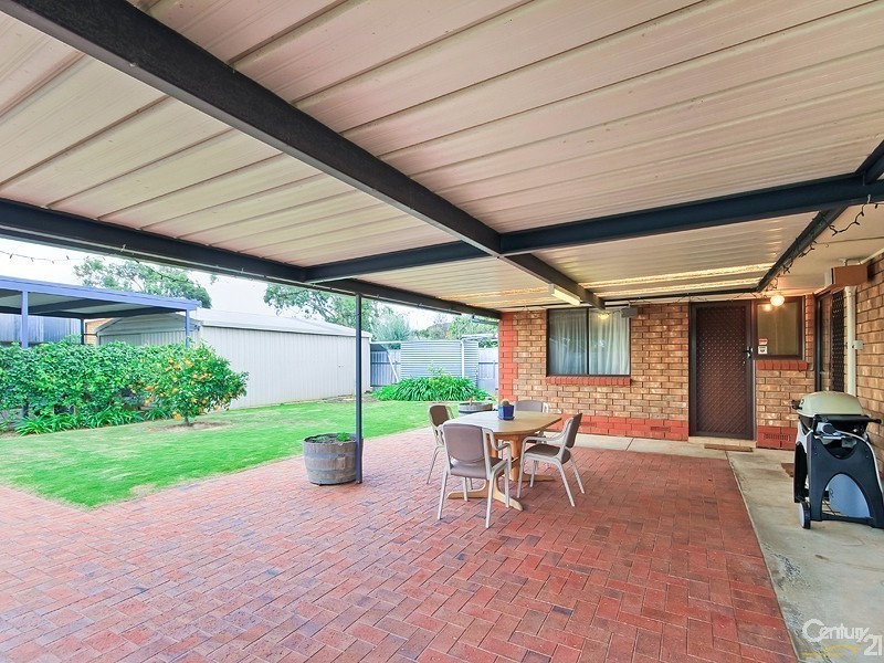 17 Jaguar Avenue, Port Willunga SA 5173