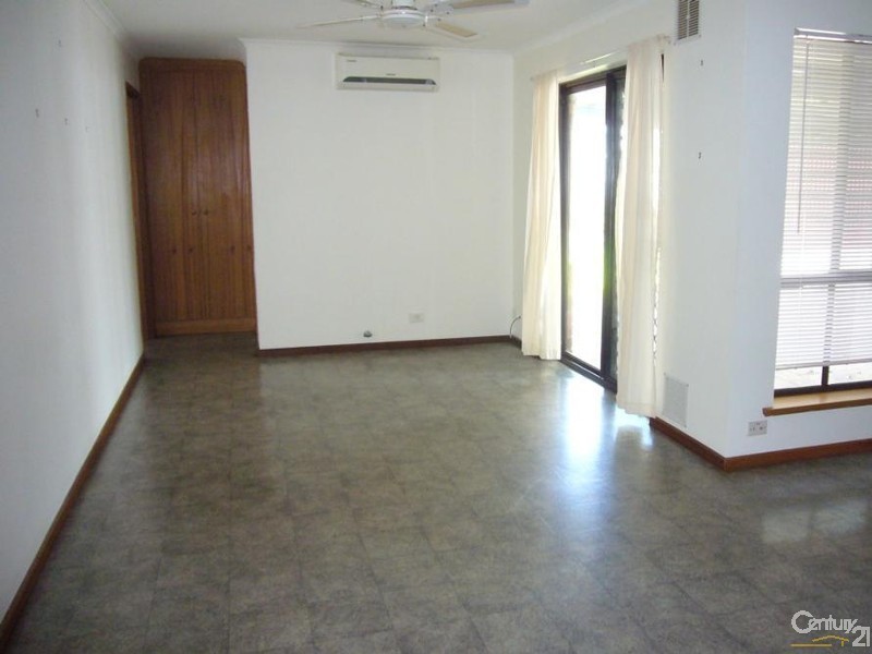 61 Rowley Road, Aldinga Beach SA 5173