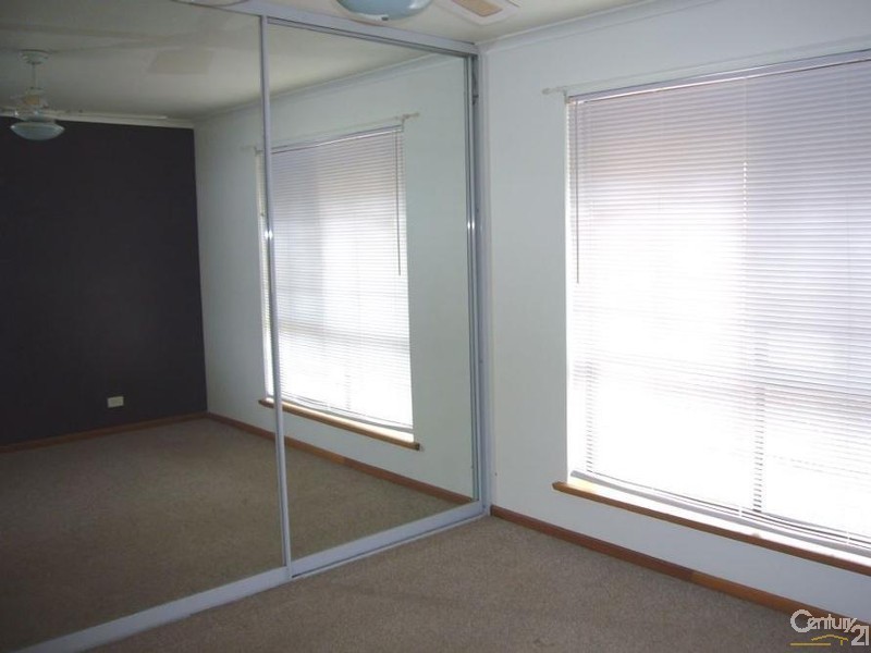 61 Rowley Road, Aldinga Beach SA 5173