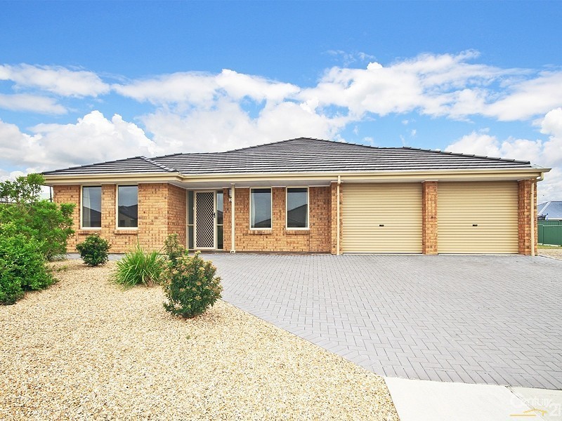 19 Sapphire Way, Aldinga Beach SA 5173
