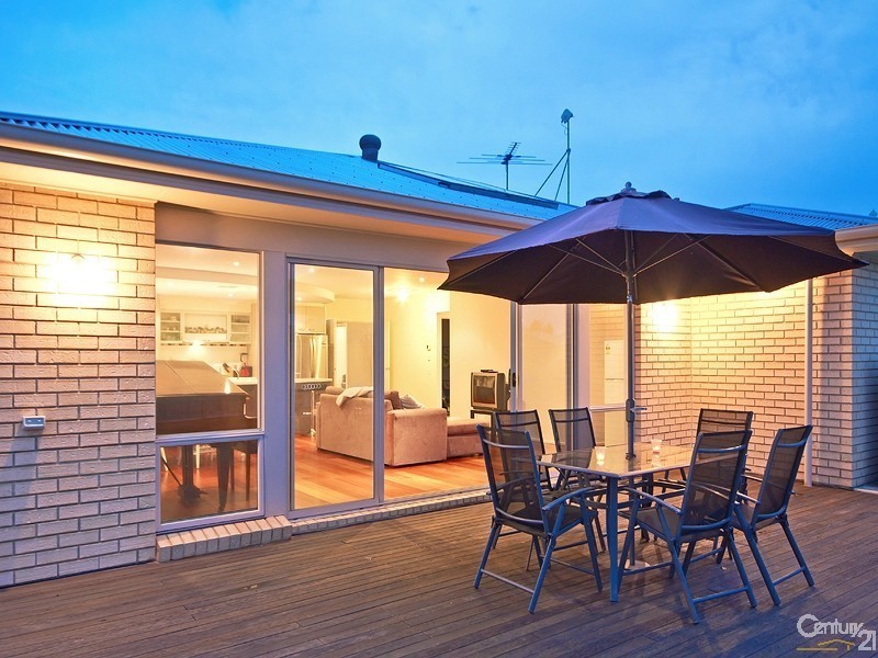 6 Banksia Avenue, Aldinga Beach SA 5173