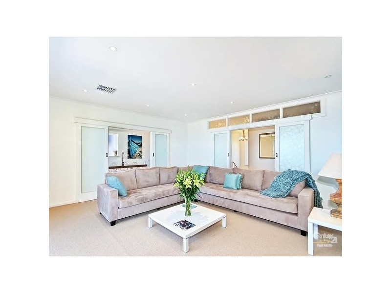 89 Esplanade, Port Noarlunga SA 5167