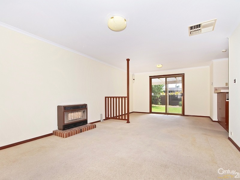 5 Redgate Court, Moana SA 5169