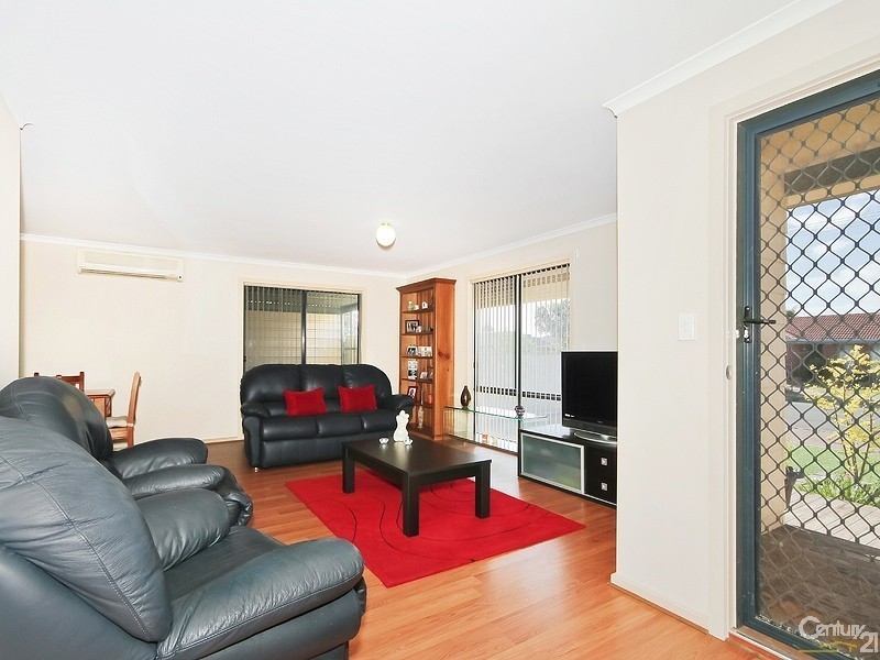 11 Follett Street, Aldinga Beach SA 5173