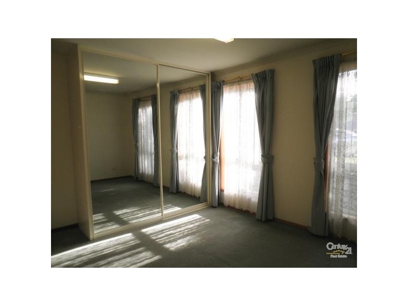 1 Whitney Crescent, Seaford SA 5169