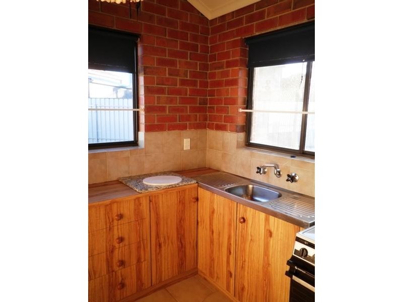 2/2 Warrigal Road, Aldinga Beach SA 5173