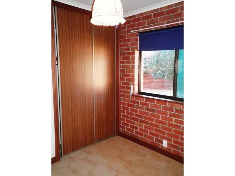 2/2 Warrigal Road, Aldinga Beach SA 5173