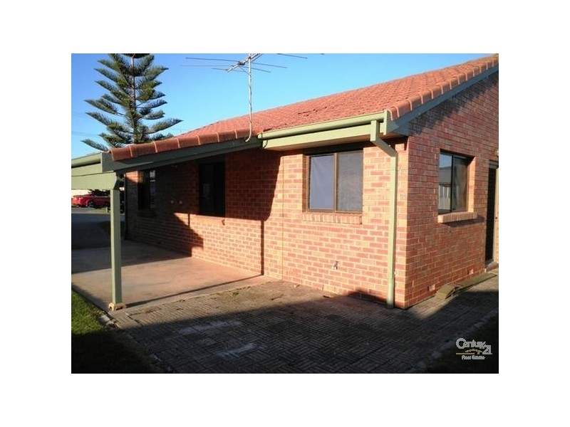 2/2 Warrigal Road, Aldinga Beach SA 5173