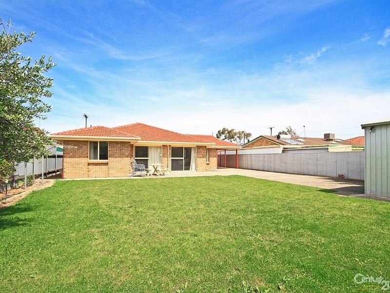 21 Seaview Street, Aldinga Beach SA 5173