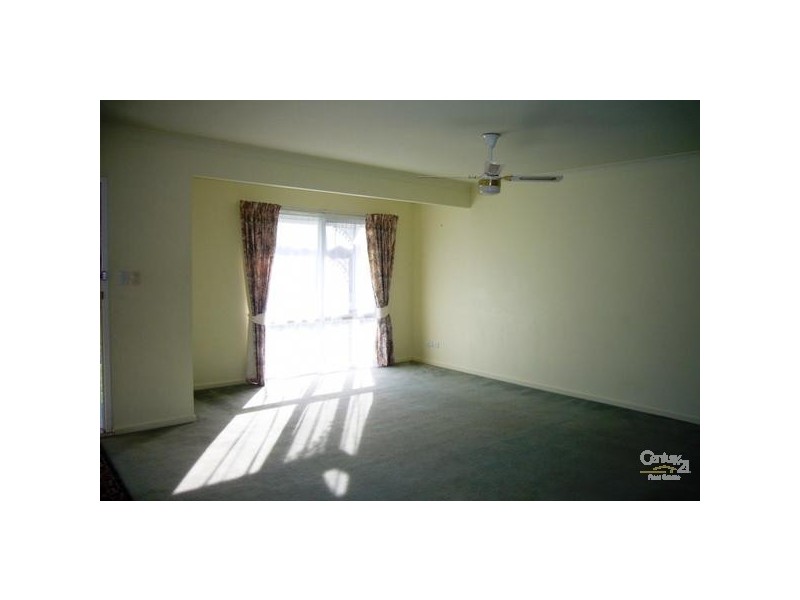 6 Harvey Crescent, Aldinga Beach SA 5173