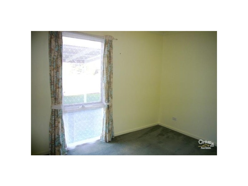 6 Harvey Crescent, Aldinga Beach SA 5173