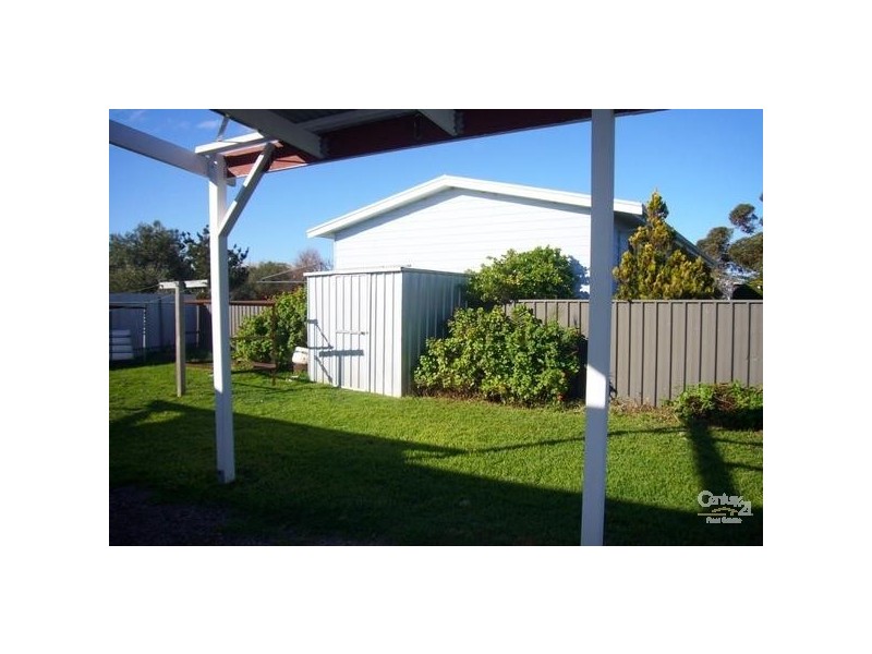 6 Harvey Crescent, Aldinga Beach SA 5173