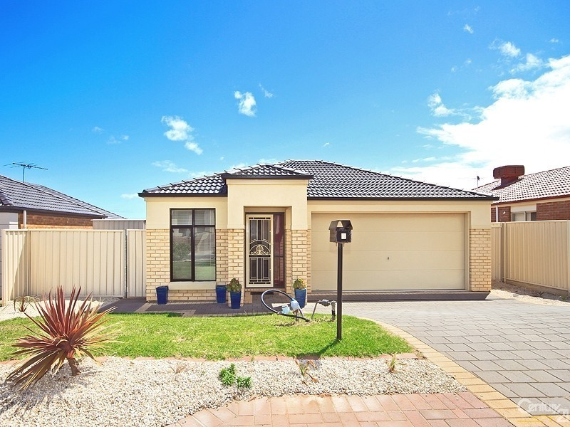 4 Crystal Harmony Court, Sellicks Beach SA 5174