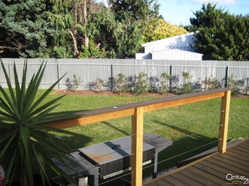 6 Stirling Crescent, Aldinga Beach SA 5173