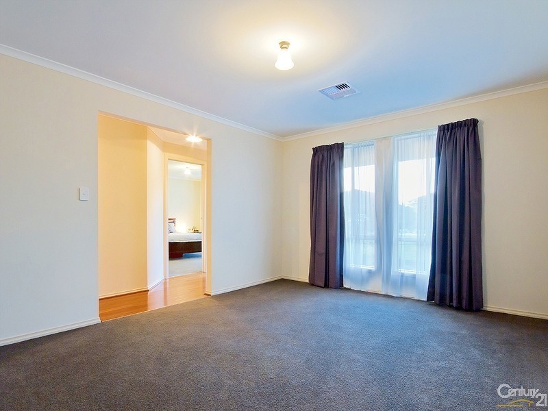 15 Whistlers Avenue, Aldinga Beach SA 5173