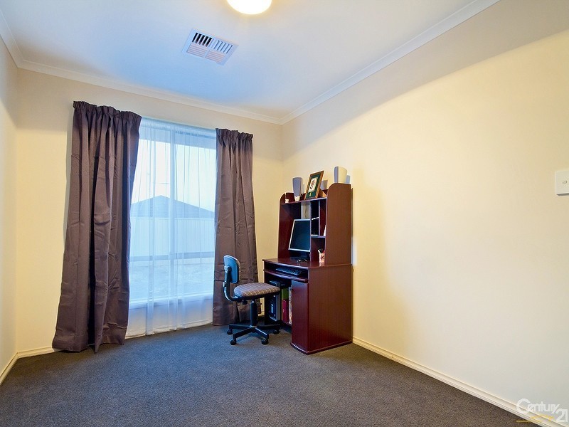 15 Whistlers Avenue, Aldinga Beach SA 5173