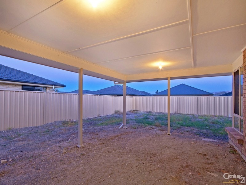 15 Whistlers Avenue, Aldinga Beach SA 5173