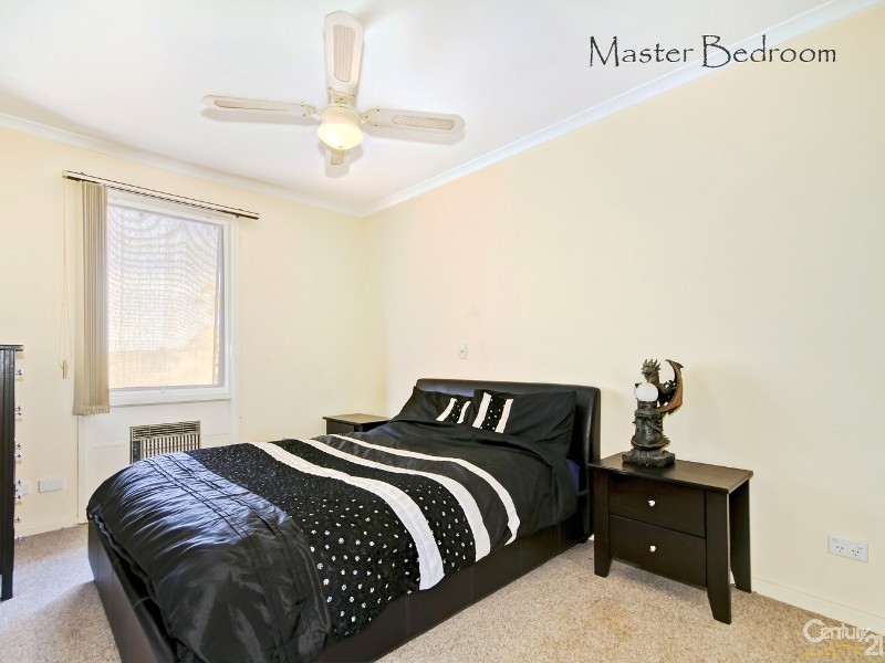 17 Owen Court, Christie Downs SA 5164