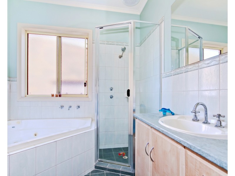 4A Seaborne Avenue, Port Willunga SA 5173