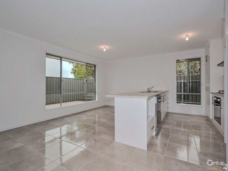 18A Kitto Crescent, Aldinga Beach SA 5173