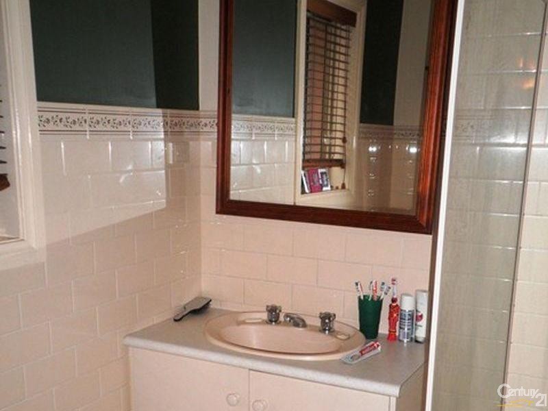 1 Chiton Avenue, Seaford Rise SA 5169