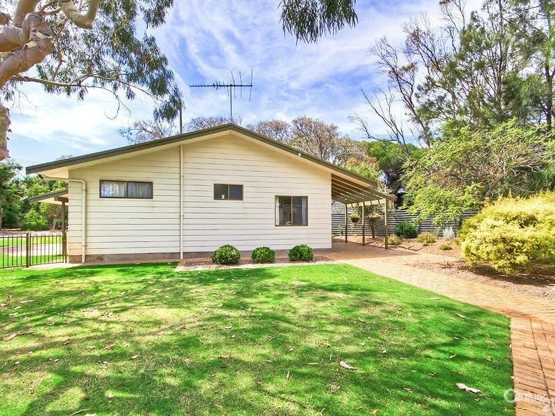 8 Maurice Street, Aldinga Beach SA 5173