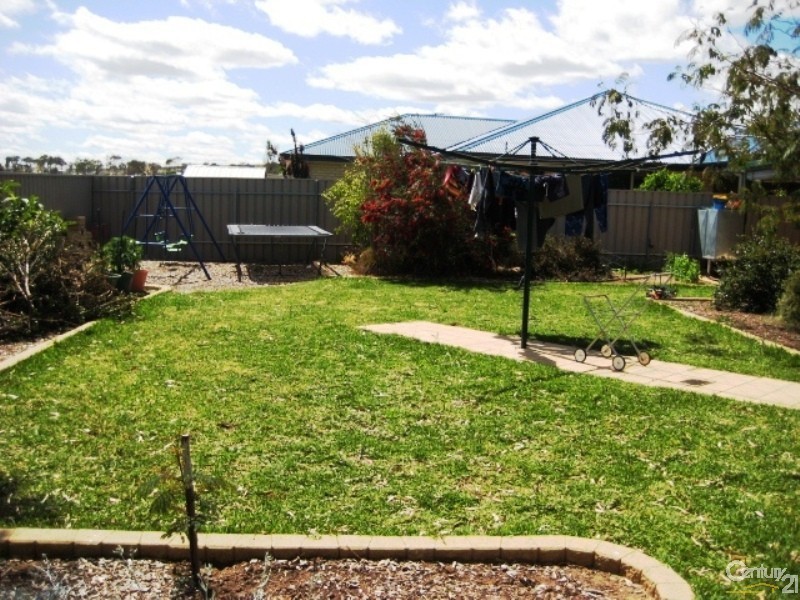 33 Lynton Terrace, Seaford SA 5169