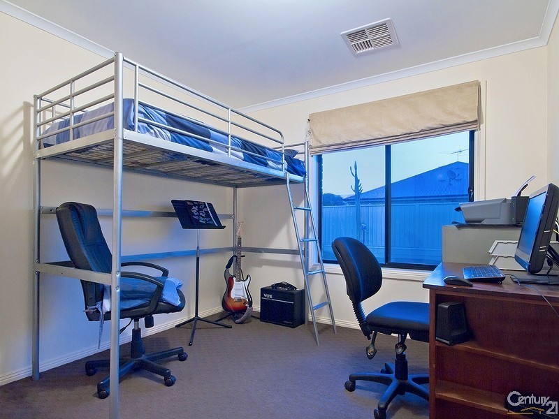 70 Kipsy Street, Aldinga Beach SA 5173